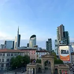 Urban Jungle 3 - Porta Nuova * Milaan